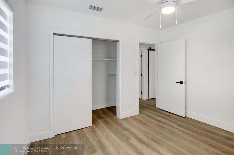 17841 32nd Ave, Miami FL  33056-3405 exterior