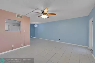 9121  Sunrise Lakes Blvd, Unit #113, Sunrise, FL 33322 - Photo 6
