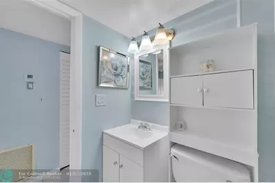 9121  Sunrise Lakes Blvd, Unit #113, Sunrise, FL 33322 - Photo 10