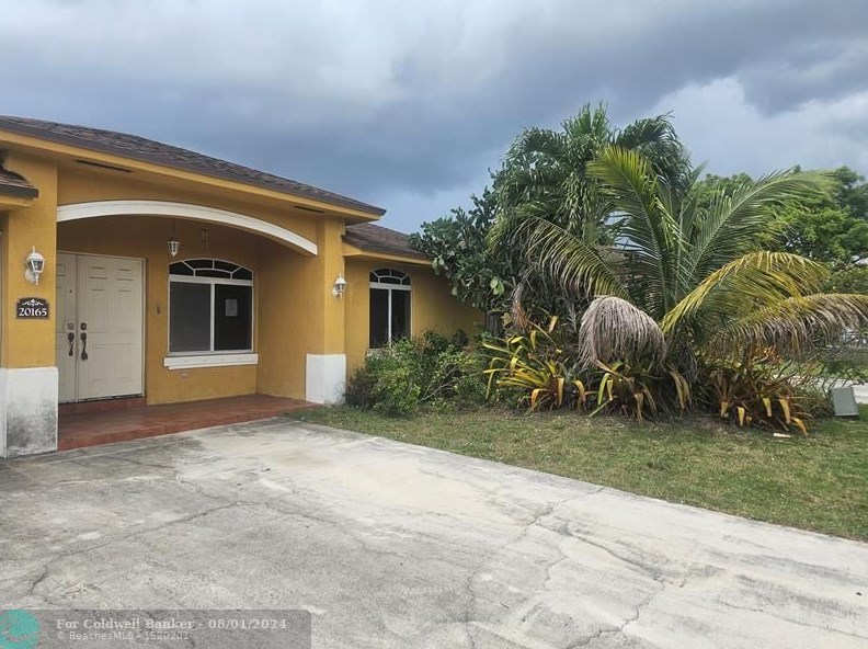 20165 Nw 37th Ct, Miami, FL 33055