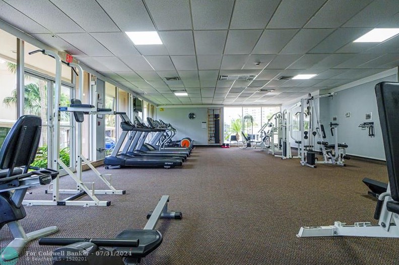 300 Bayview Dr, Miami FL  33160-4700 exterior