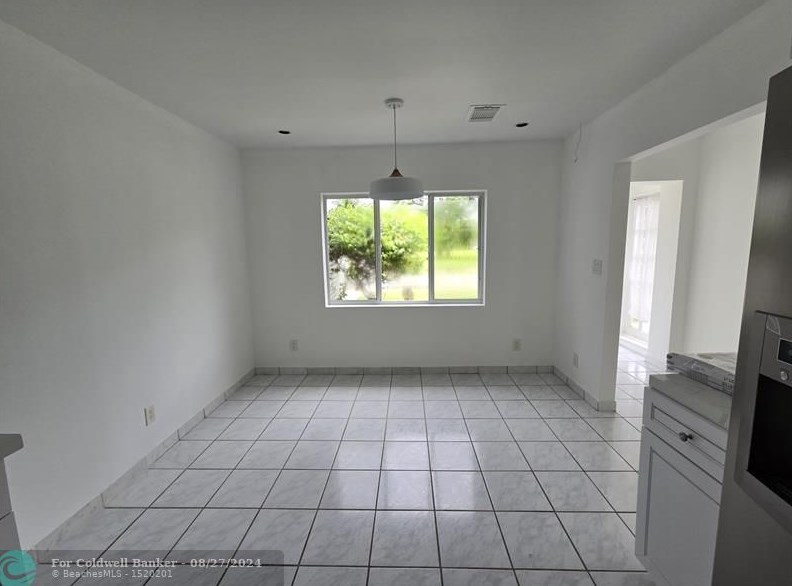 31 10th St, Dania Beach FL  33004-4310 exterior