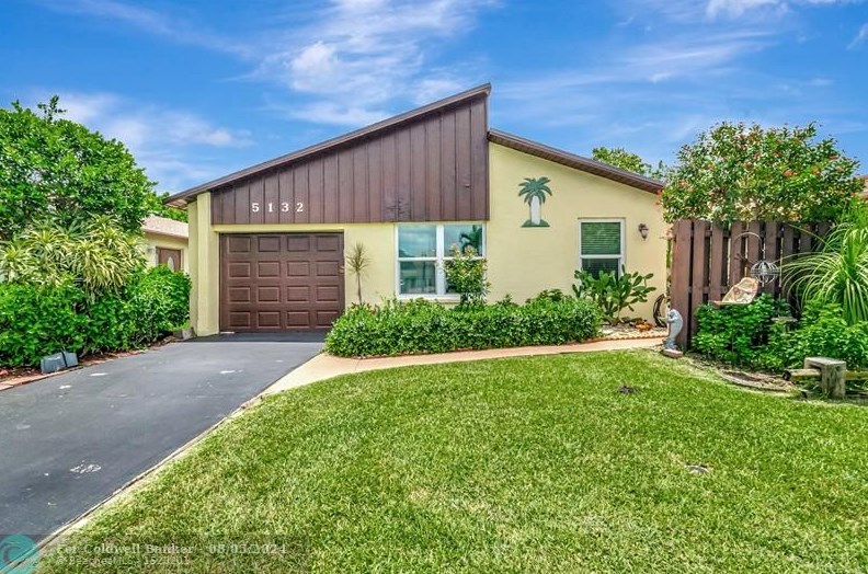 5132 Minto Rd, Boynton Beach, FL 33472-1204