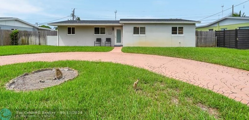 1061 200th St, Miami, FL 33169-2861