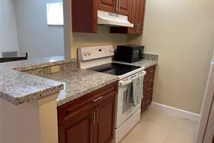 26 Crossings Cir, Boynton Beach, FL 33435 - Photo 4