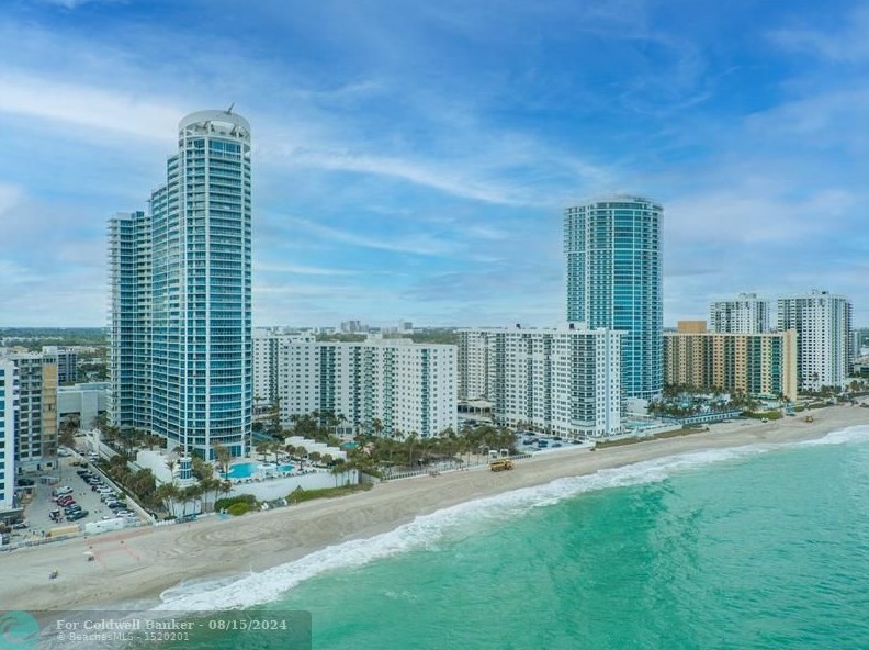 3101 Ocean Dr, Hollywood FL  33019-2804 exterior