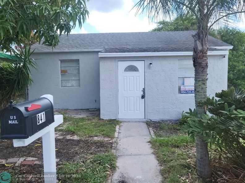 841 W 4th St, West Palm Beach, FL 33404