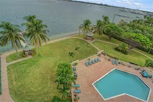 5200 N Flagler Dr, West Palm Beach, FL 33407 - Photo 18