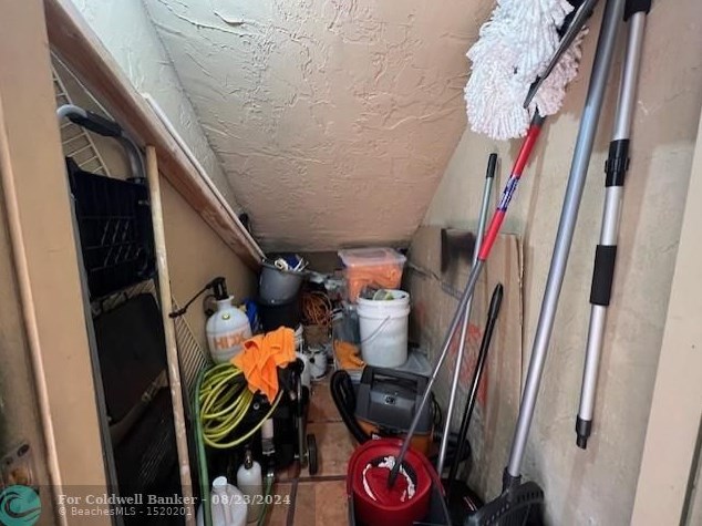 8621 5th St, Hollywood FL  33025-1439 exterior