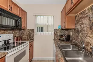 2131 NE 40th Ct, Lighthouse Point, FL 33064 - Photo 16