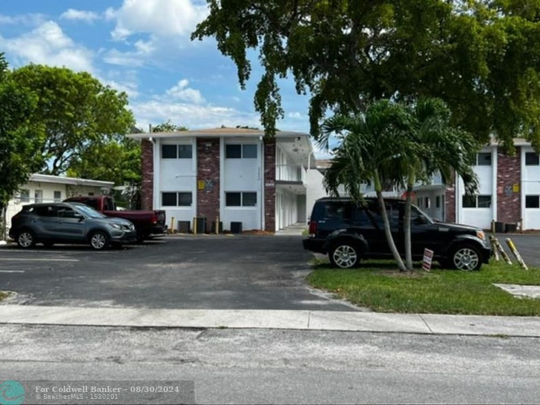 2220 Madison St #8, Hollywood, FL 33020
