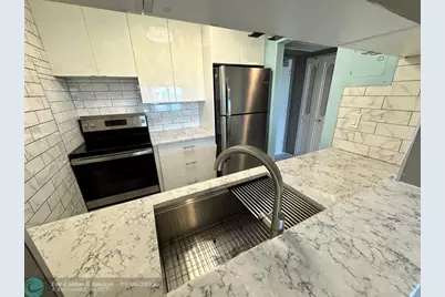 777 S Federal Hwy, Unit #Rph11, Pompano Beach, FL 33062 - Photo 6