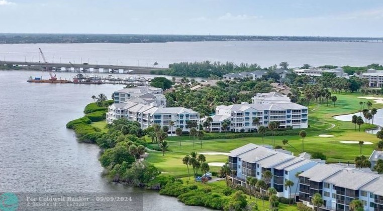 20 Ne Plantation Rd #302, Stuart, FL 34996