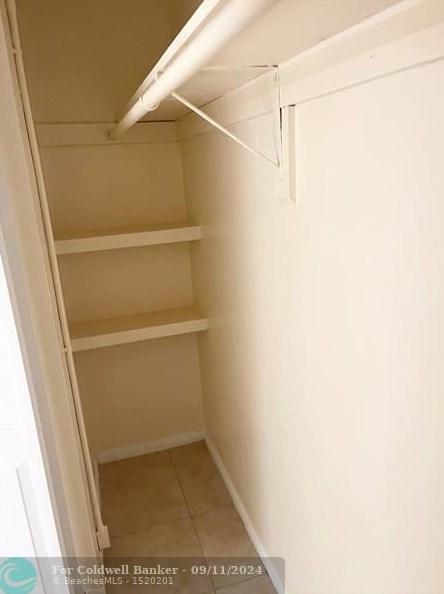 6101 Garfield St, Hollywood FL  33024-6091 exterior