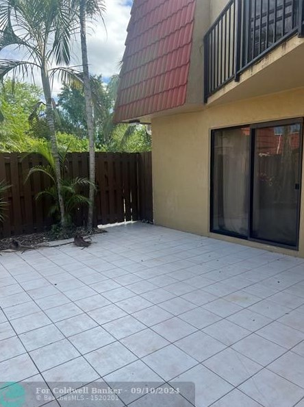 8176 Thames Blvd, Boca Raton, FL 33433-8521