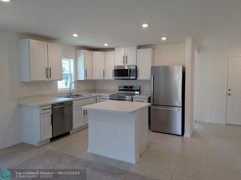 9065 107th Ct, Vero Beach, FL 32967