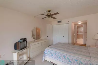 1000  Saint Charles Pl, Unit #220, Pembroke Pines, FL 33026 - Photo 20