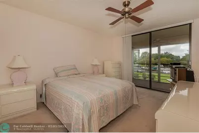 1000  Saint Charles Pl, Unit #220, Pembroke Pines, FL 33026 - Photo 22