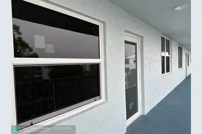 7680 NW 18th St, Unit #406, Margate, FL 33063 - Photo 6