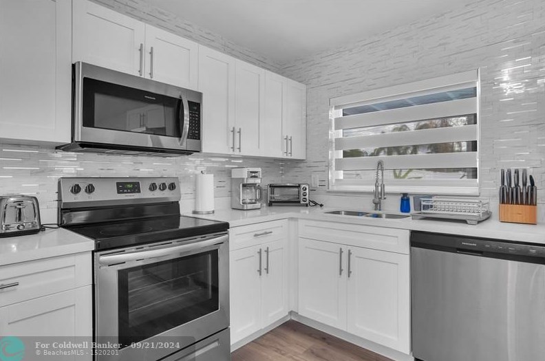 5311 Pierce St, Hollywood FL  33021-5733 exterior