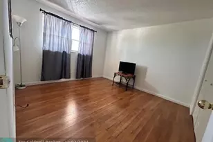 850 E Commercial Blvd, Oakland Park, FL 33334 - Photo 14