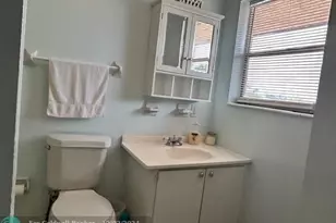 850 E Commercial Blvd, Oakland Park, FL 33334 - Photo 18