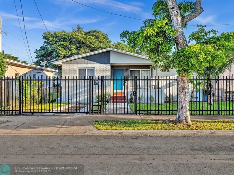 1185 48th St, Miami, FL 33127-2225