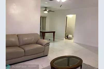 8571 NW 26th St, Sunrise, FL 33322 - Photo 12