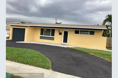 8571 NW 26th St, Sunrise, FL 33322 - Photo 2