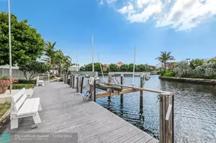 2140 NE 24th St, Wilton Manors, FL 33305 - Photo 54