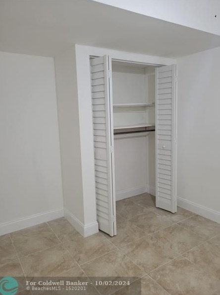 3036 Canal Rd, Hollywood, FL 33025
