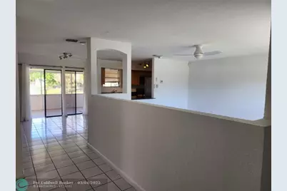 704 SW 4th St, Hallandale Beach, FL 33009 - Photo 18