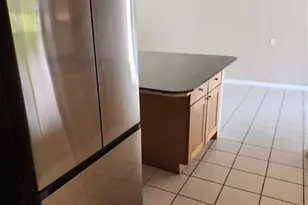 704 SW 4th St, Hallandale Beach, FL 33009 - Photo 14