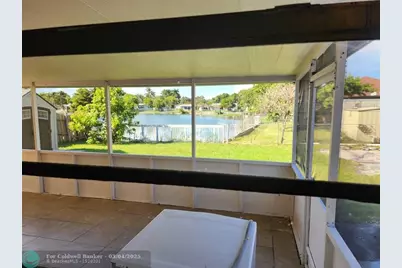 704 SW 4th St, Hallandale Beach, FL 33009 - Photo 26