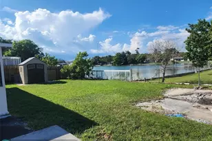 704 SW 4th St, Hallandale Beach, FL 33009 - Photo 4