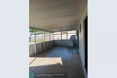 704 SW 4th St, Hallandale Beach, FL 33009 - Photo 6