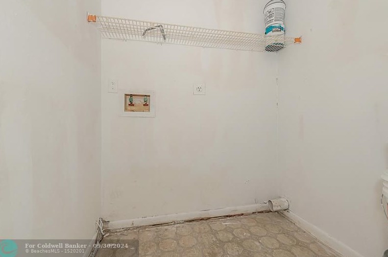 823 199th St, Miami FL  33169-2847 exterior