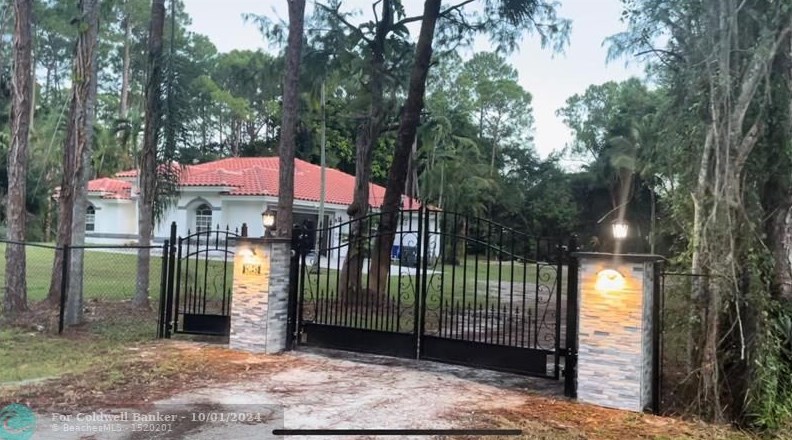 15845 83rd Ln, Town of Loxahatchee Groves, FL 33470