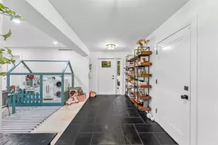 2421 NE 12th St, Fort Lauderdale, FL 33304 - Photo 32