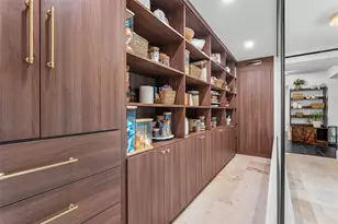 2421 NE 12th St, Fort Lauderdale, FL 33304 - Photo 26