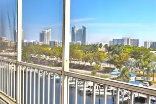 200 Diplomat Pkwy, Hallandale Beach, FL 33009 - Photo 14