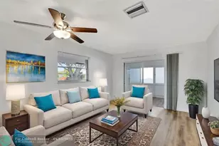 300 SW Golfview Terrace, Boynton Beach, FL 33426 - Photo 2