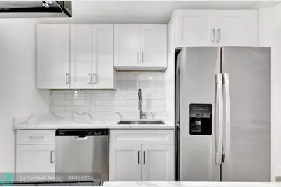 300 SW Golfview Ter, Unit #131, Boynton Beach, FL 33426 - Photo 8