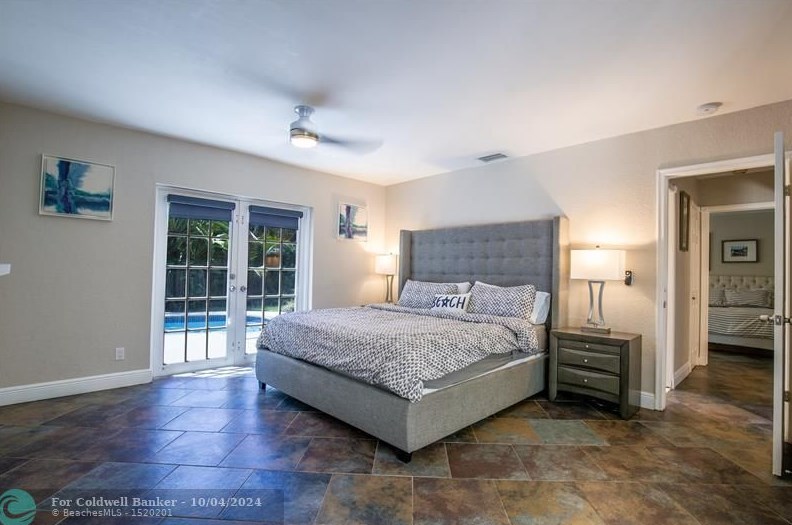 2728 Taft St, Hollywood FL 33020-2920 exterior