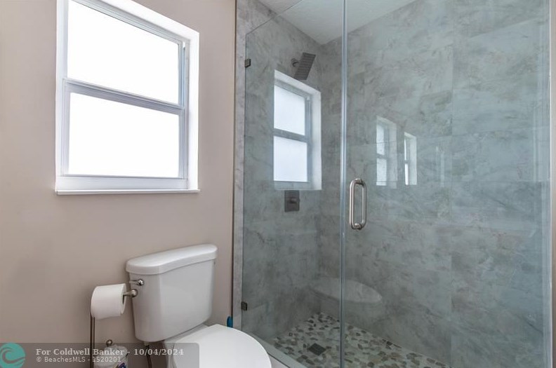 2728 Taft St, Hollywood FL 33020-2920 exterior