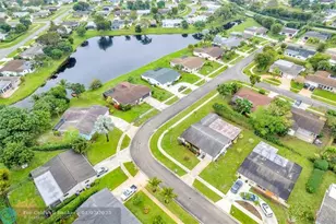 6334 Whispering Wind Way, Delray Beach, FL 33484 - Photo 2