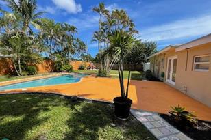 1809 NW 13th Ct, Fort Lauderdale, FL 33311 - Photo 4