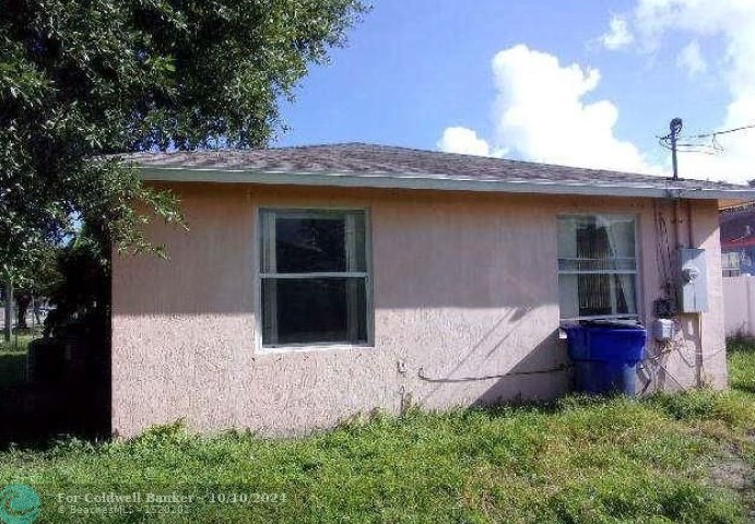5584 Plunkett St, Hollywood, FL 33021-8026