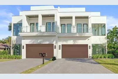 4524  Seagrape Dr, Unit #2 South, Lauderdale by the Sea, FL 33308 - Photo 2