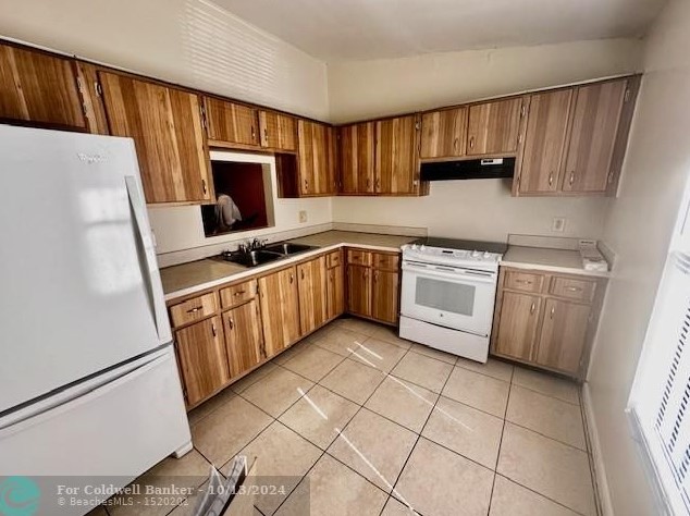 3025 204th Ter, Miami, FL 33056-2011